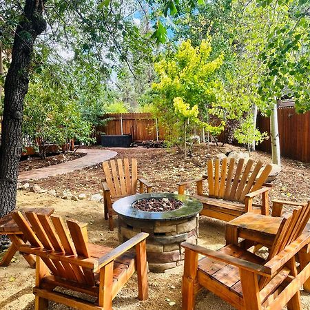 Custom Single Story Cabin With Jacuzzi Pool Table & Big Game Room With Arcade Games Big Bear Lake Luaran gambar
